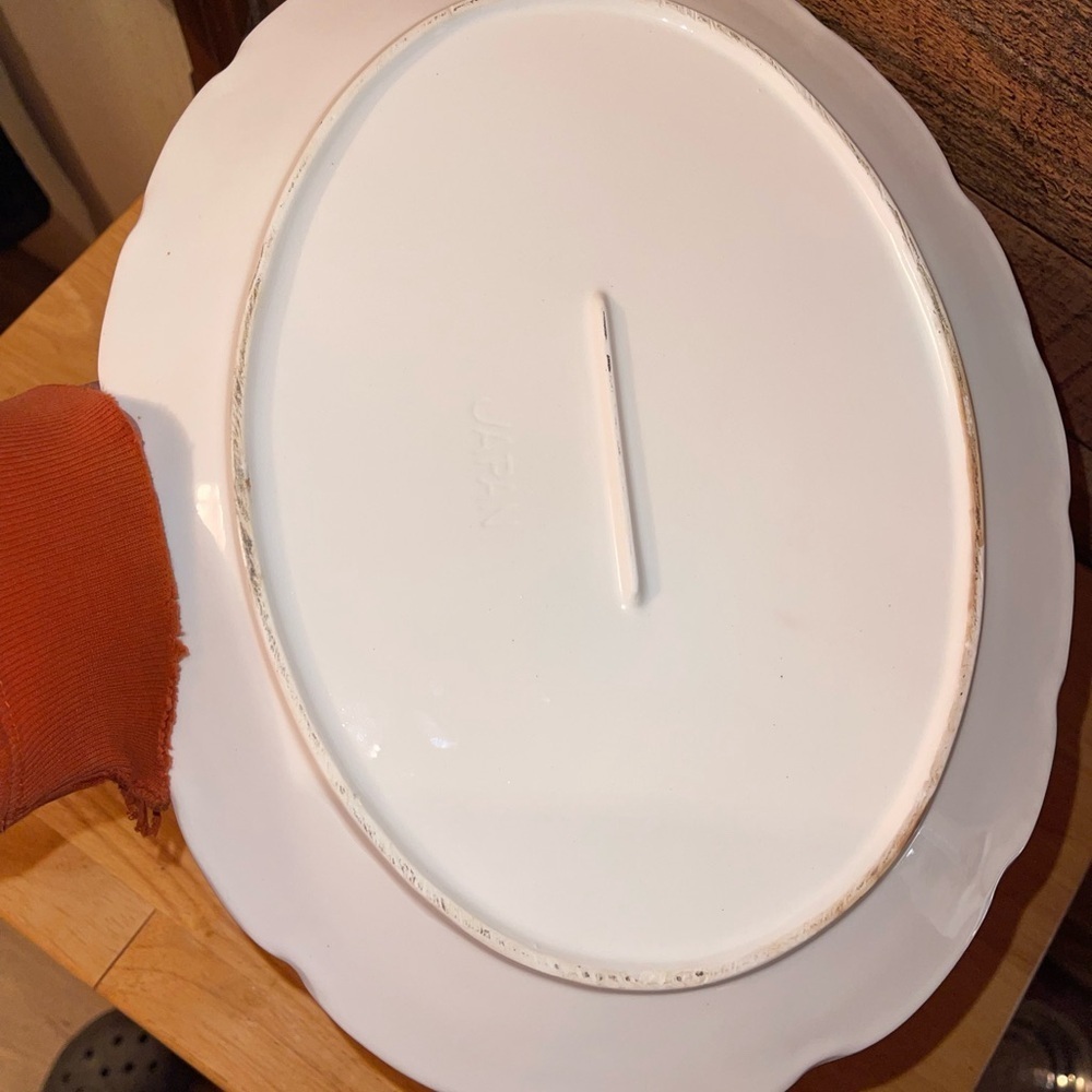 Vintage soup toureen with lid - Picture 8 of 10